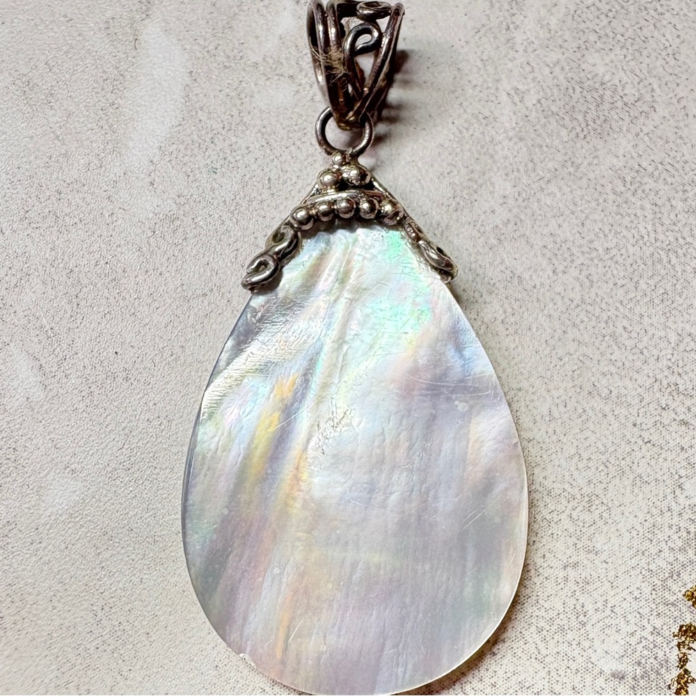 Lustrous Silver and Iridescent Pearl Necklace